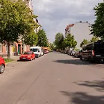 Mit Fitness- Und Spielbereich *