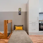 Mit Fitness- Und Spielbereich Daire Berlin