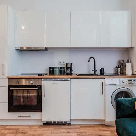 Mit Fitness- Und Spielbereich Appartement Berlin